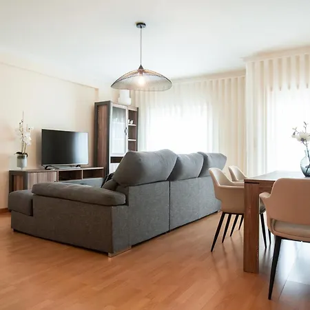 Modern 2-bedroom Flat In Odivelas Lisboa