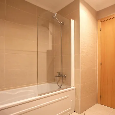 Apartamento Modern 2-bedroom Flat In Odivelas