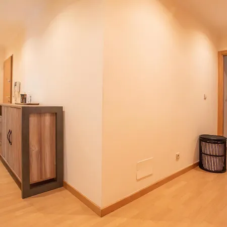Modern 2-bedroom Flat In Odivelas Apartamento