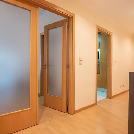 Apartamento Modern 2-bedroom Flat In Odivelas *